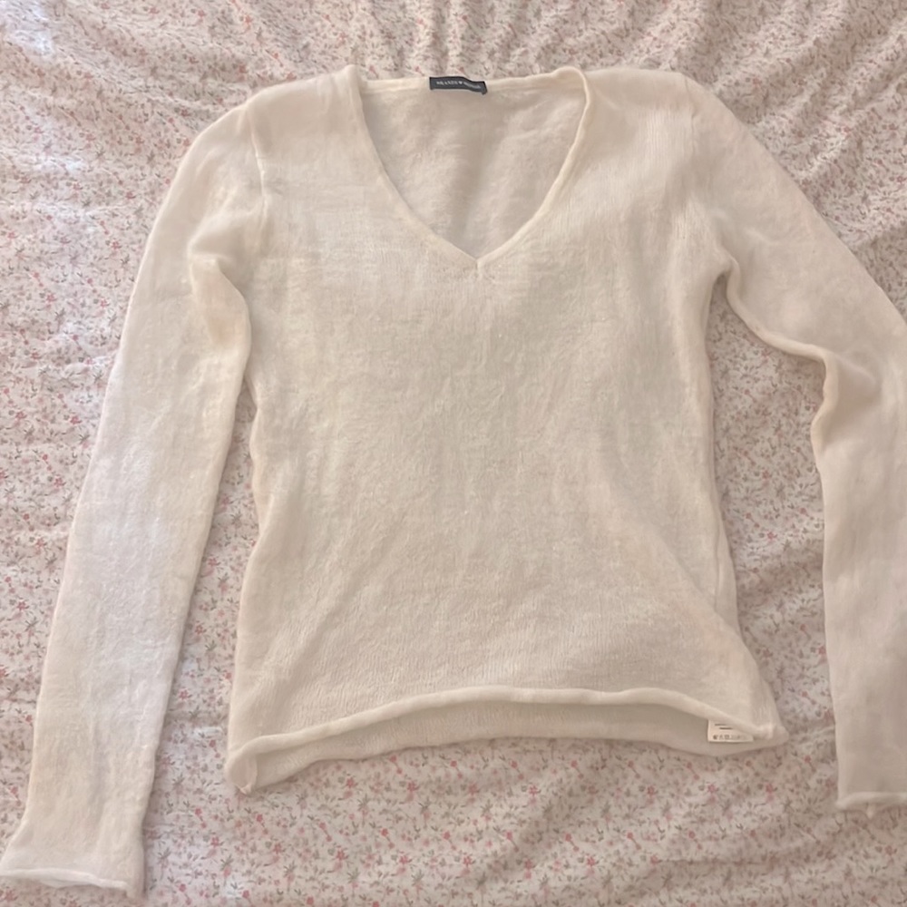 Brandy Melville White Sweater🤍